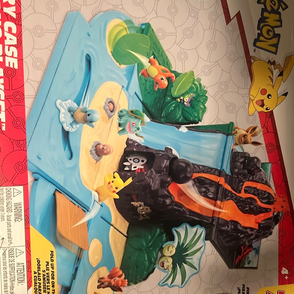 POKÉMON CARRY CASE VOLCANO PLAYSET